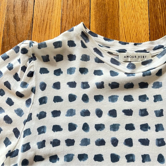 Amour Vert Tee - Picture 4 of 6